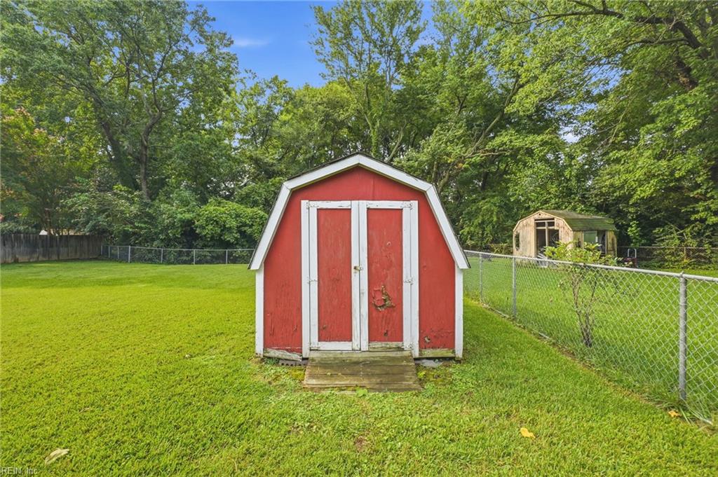 5445 Shadowwood Dr Property Photo 21