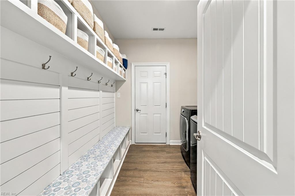 3053 Kingsfield Dr Property Photo 25