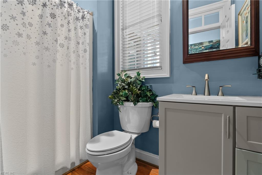 821 Redleafe Cir Property Photo 19