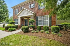 1057 Gamston Ln Property Photo 2