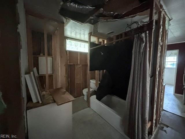 262 Red Mens Hall Rd Property Photo 4