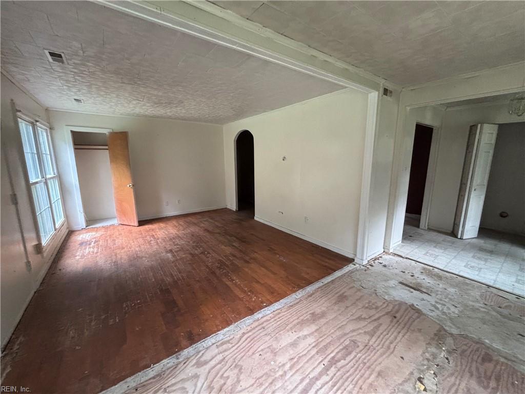 262 Red Mens Hall Rd Property Photo 8
