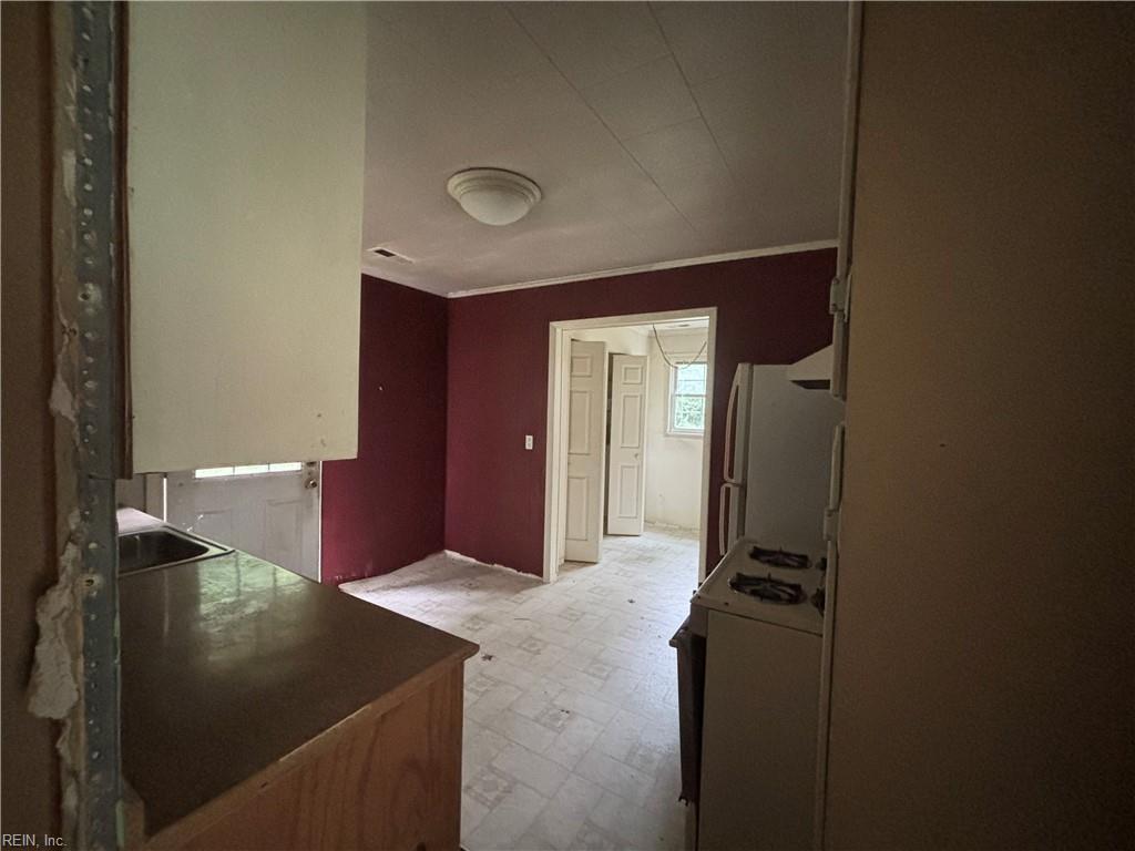 262 Red Mens Hall Rd Property Photo 10