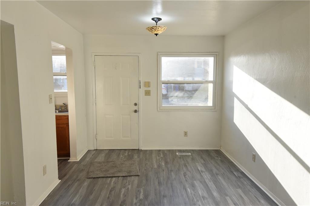 6530 Sorby Ct Property Photo 6