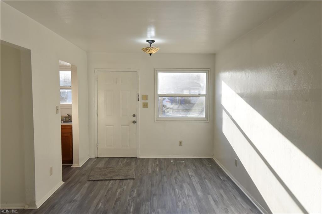 6530 Sorby Ct Property Photo 7