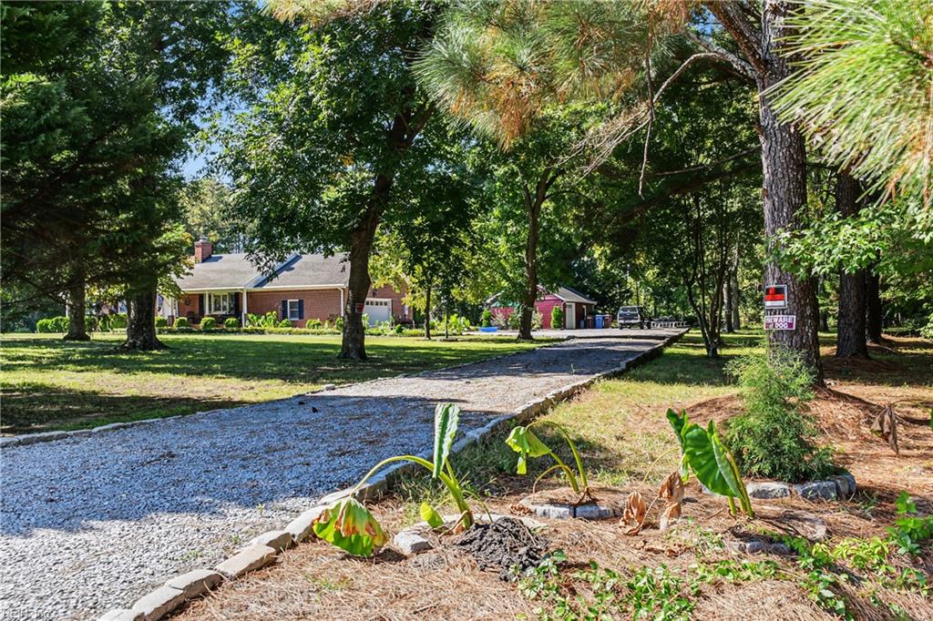 4640 Ballahack Rd Property Photo 5