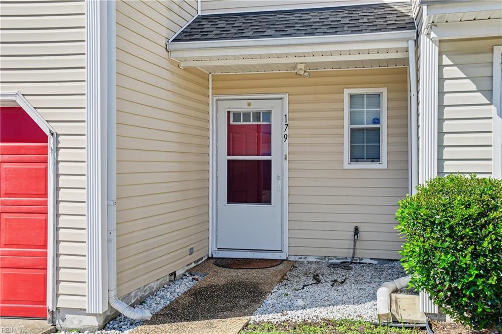 179 Squire Rch Property Photo 3