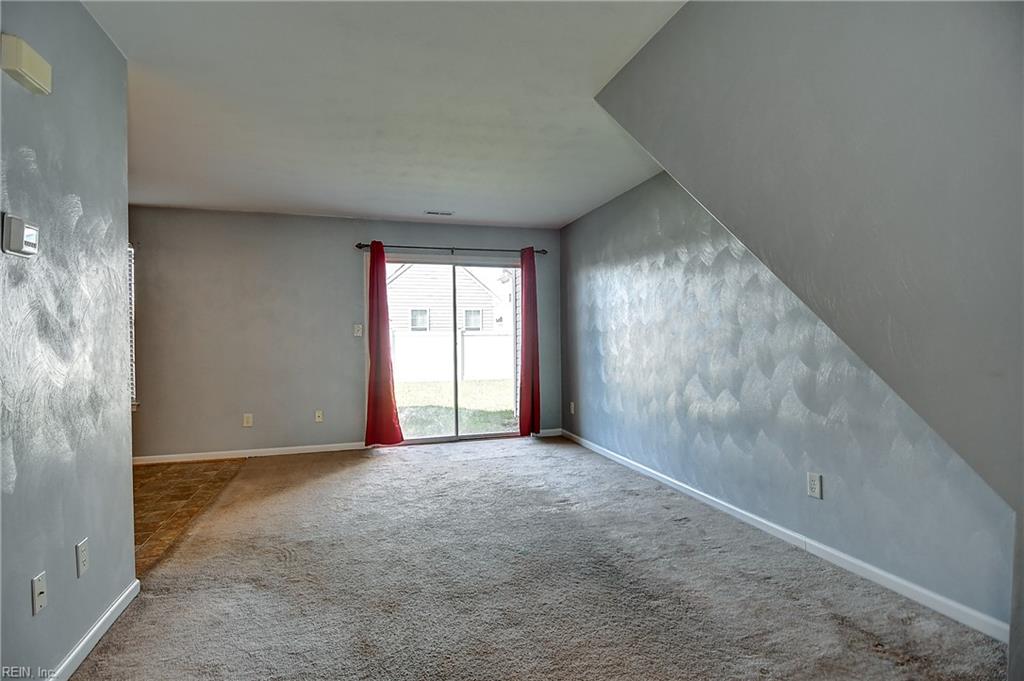 179 Squire Rch Property Photo 9