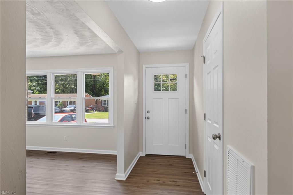 5720 Dunkin St Property Photo 16