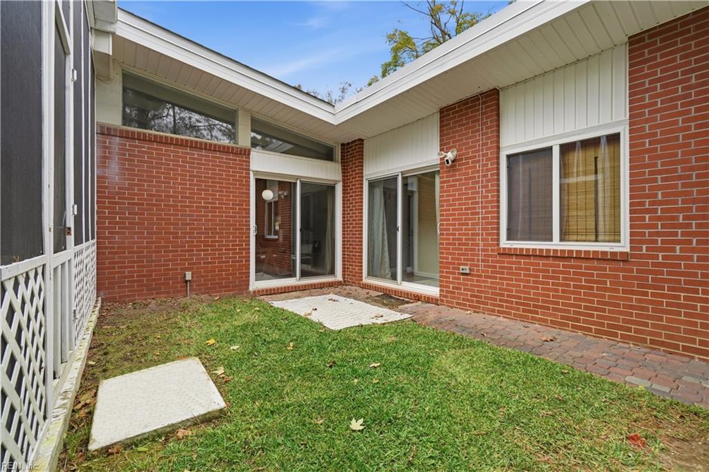 1312 Woodhurst Dr Property Photo 42