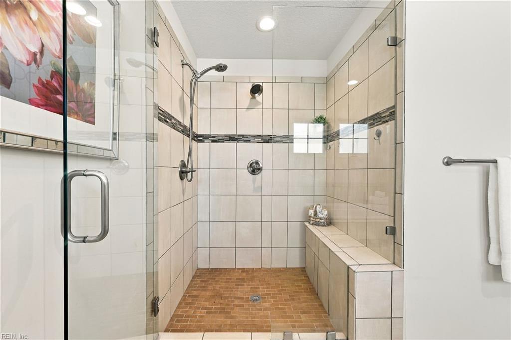 1266 Auburn Hill Dr Property Photo 21