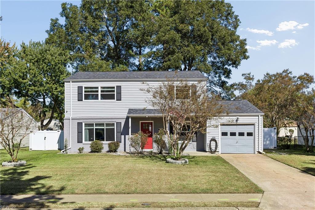 111 Deerfield BLVD Property Photo 1