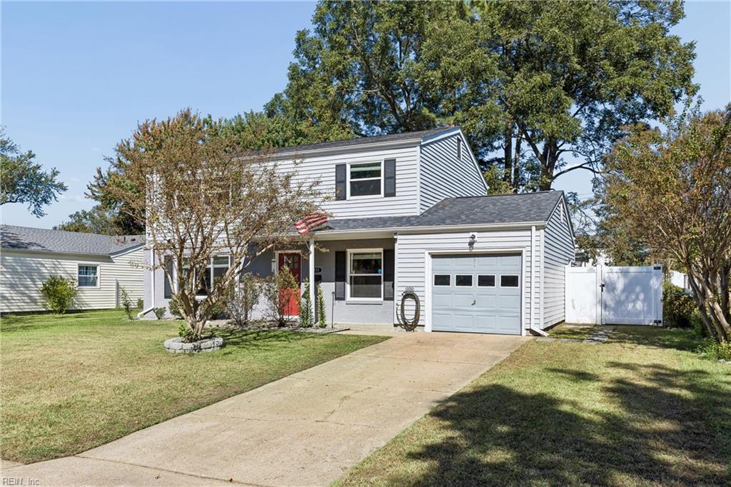 111 Deerfield Blvd Property Photo 2