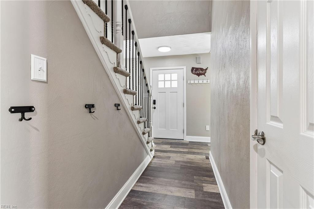 111 Deerfield Blvd Property Photo 13