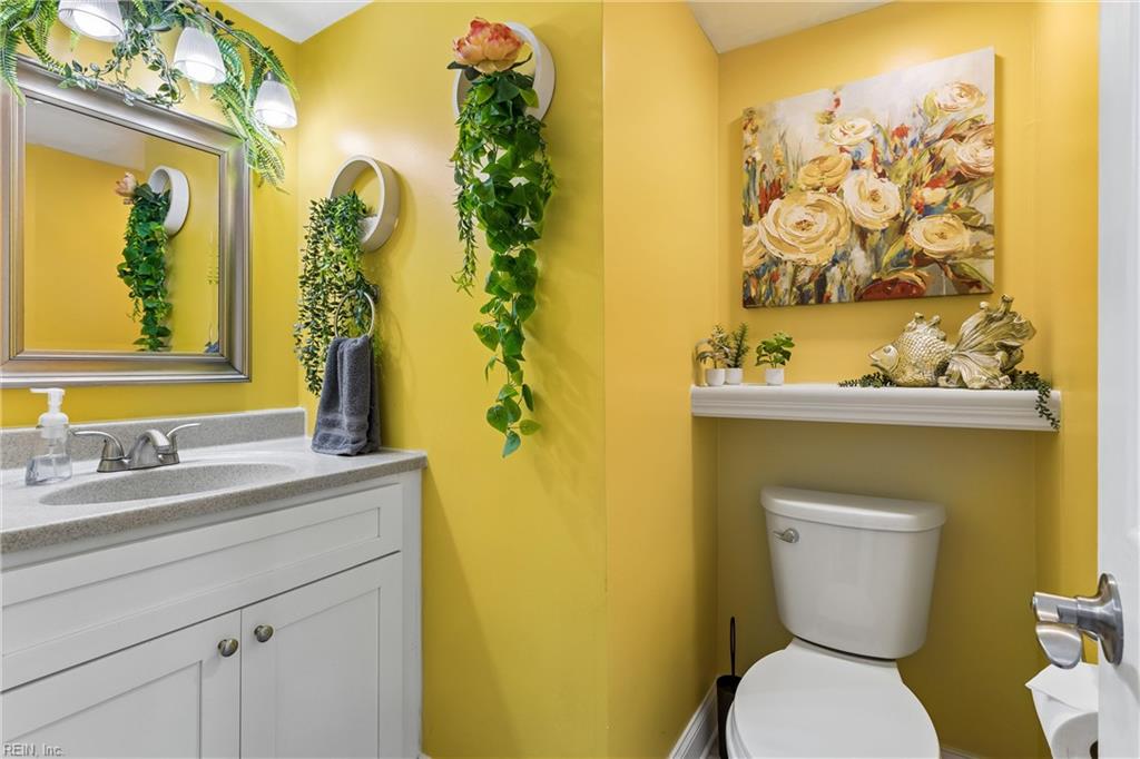 111 Deerfield Blvd Property Photo 14