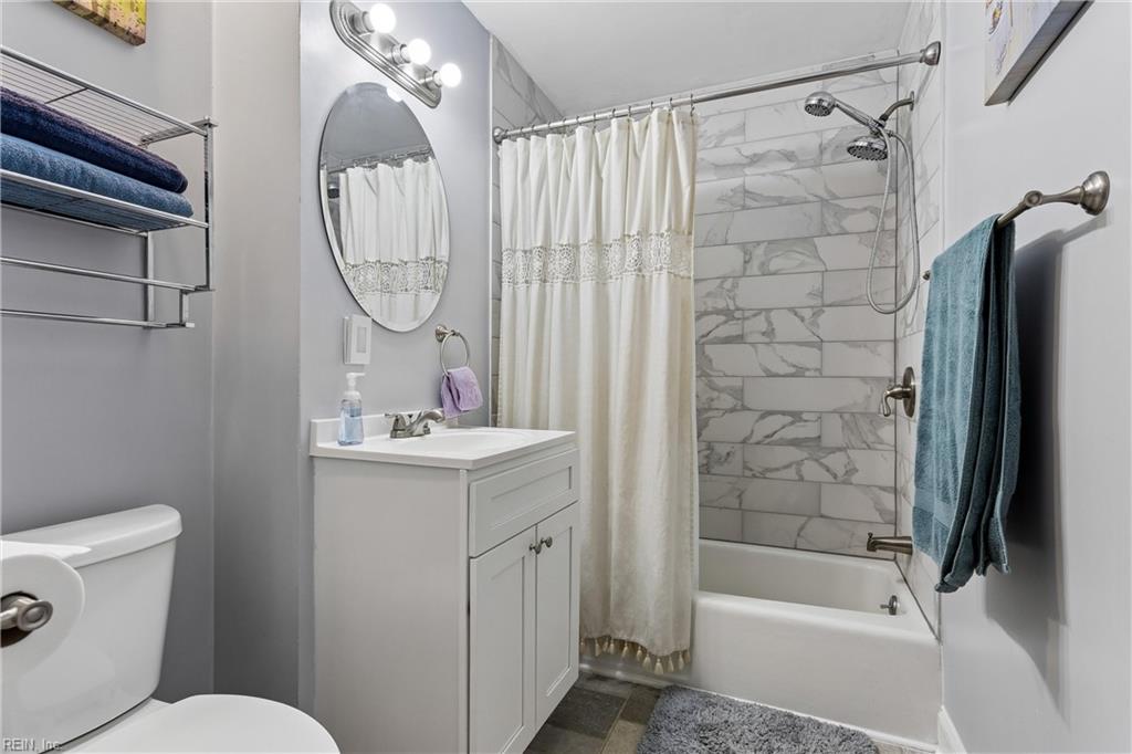 111 Deerfield Blvd Property Photo 27