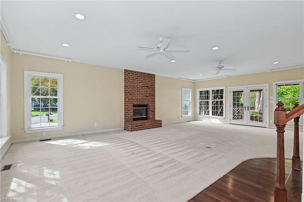 1324 Cambridge Way Property Photo 5