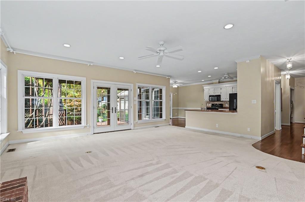 1324 Cambridge Way Property Photo 7