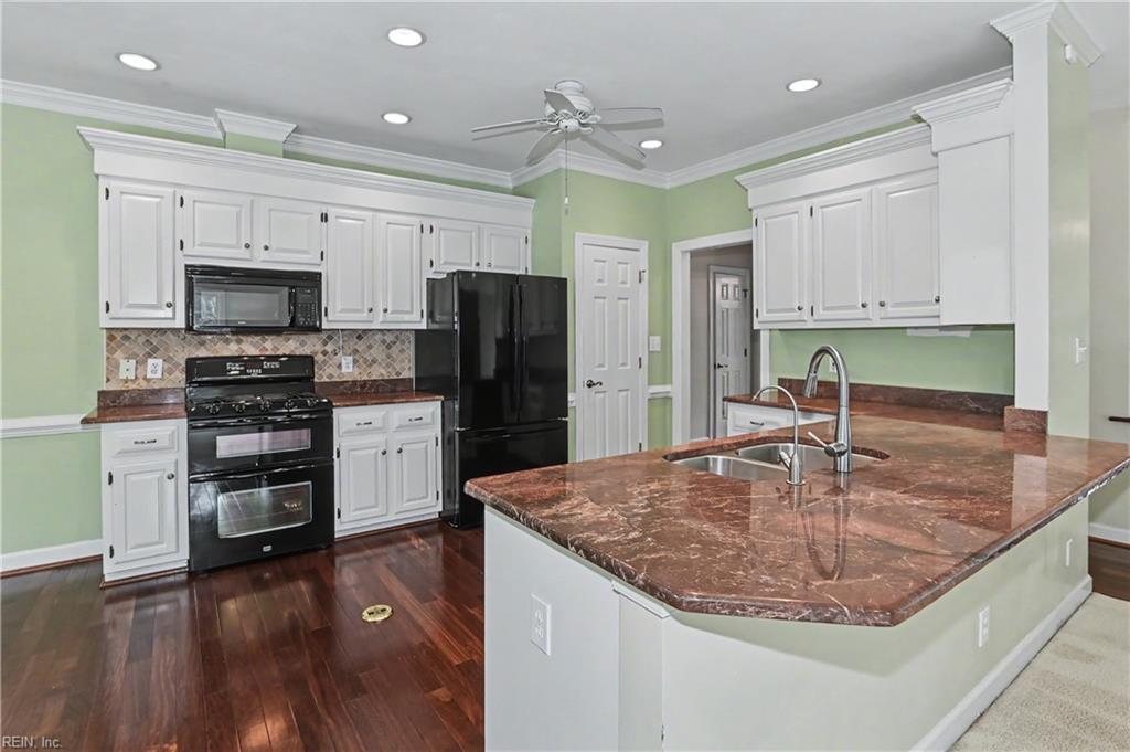 1324 Cambridge Way Property Photo 15