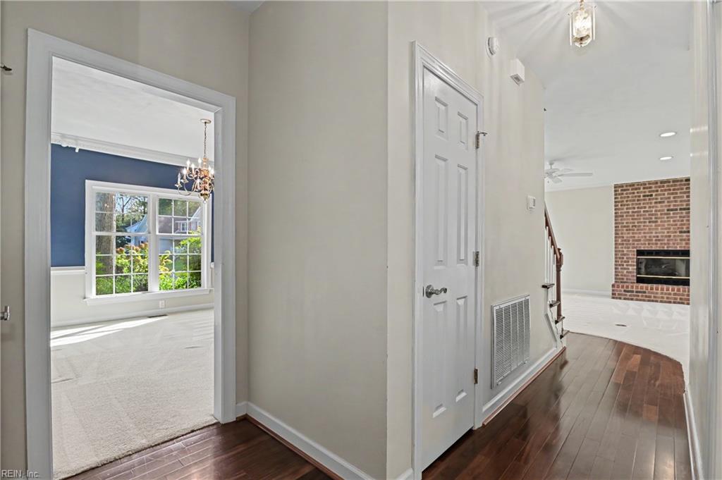 1324 Cambridge Way Property Photo 18