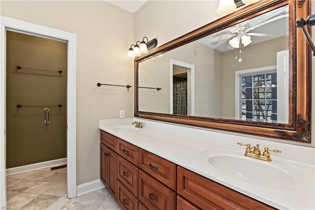 1324 Cambridge Way Property Photo 26