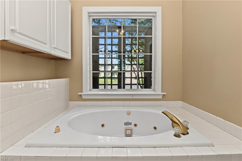 1324 Cambridge Way Property Photo 28