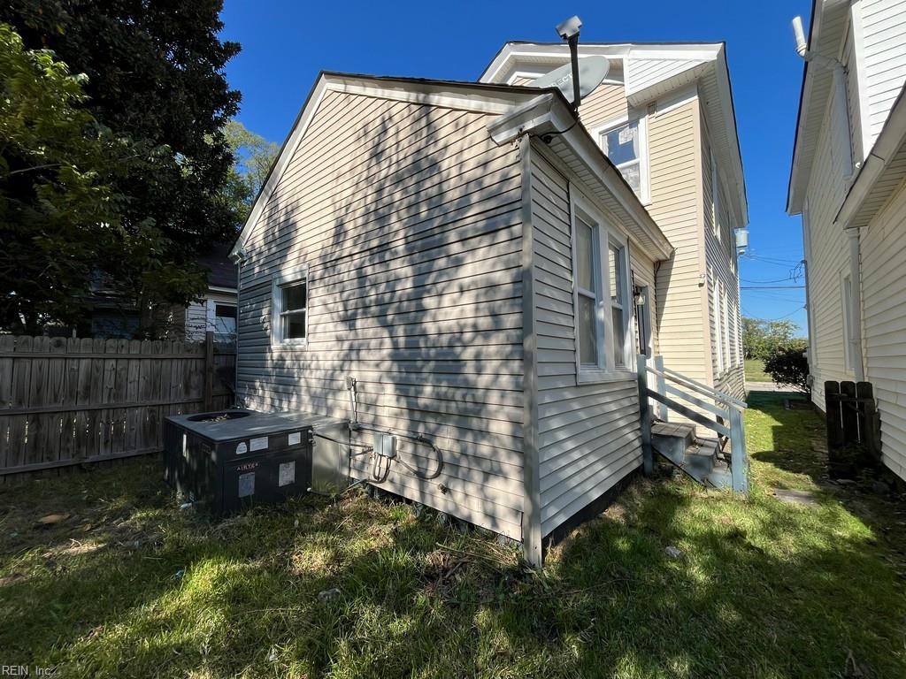 710 B St Property Photo 4
