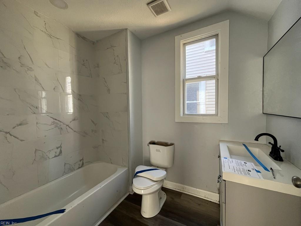 710 B St Property Photo 9