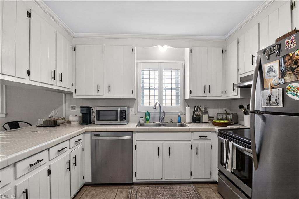 200 Mercer St Property Photo 10
