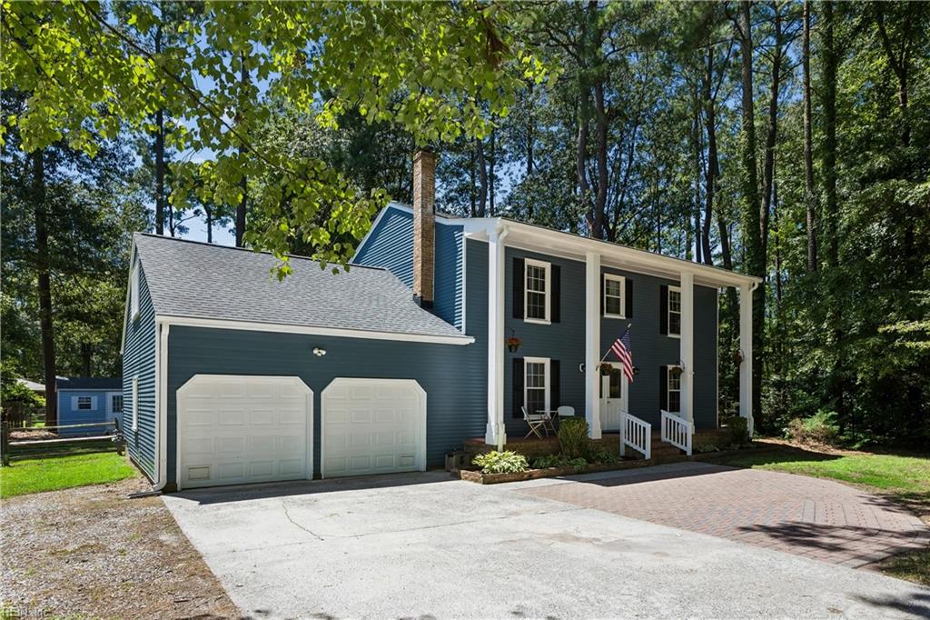 2 Sir Ralph Ln Property Photo 1