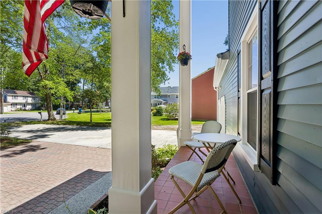 2 Sir Ralph Ln Property Photo 5