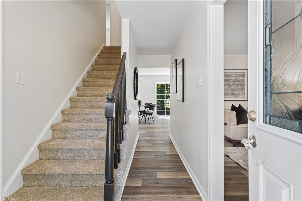 2 Sir Ralph Ln Property Photo 6