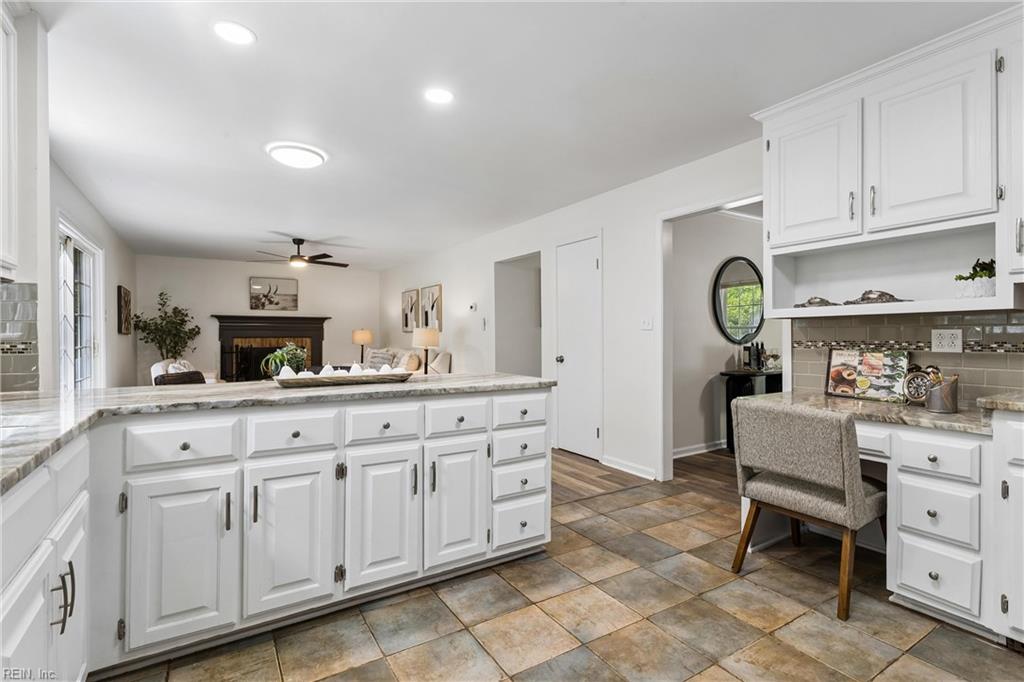 2 Sir Ralph Ln Property Photo 15
