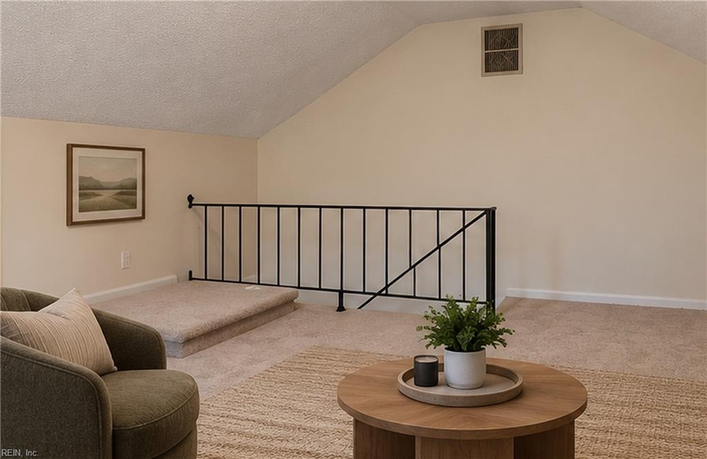 2 Sir Ralph Ln Property Photo 28