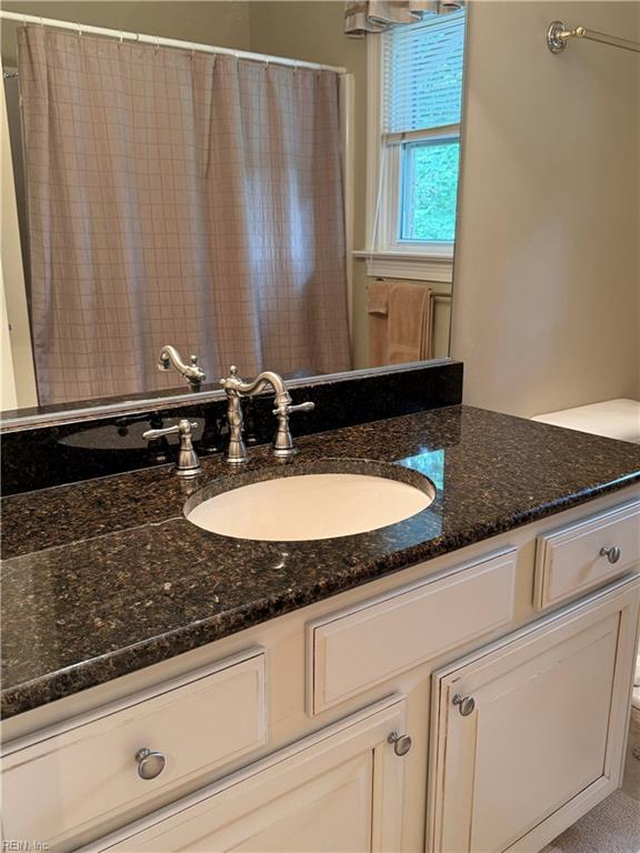 810 Hedgerow Ct Property Photo 37