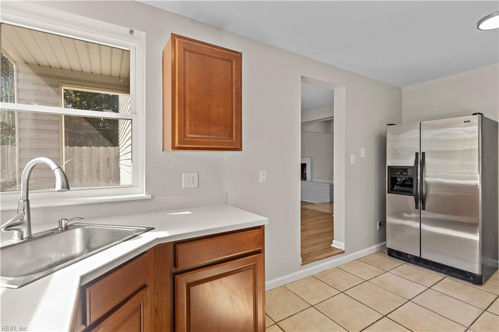 5112 Earlston Ln Property Photo 7