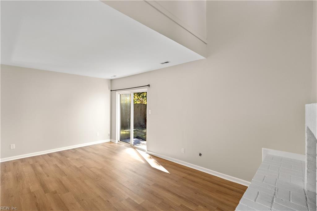 5112 Earlston Ln Property Photo 10