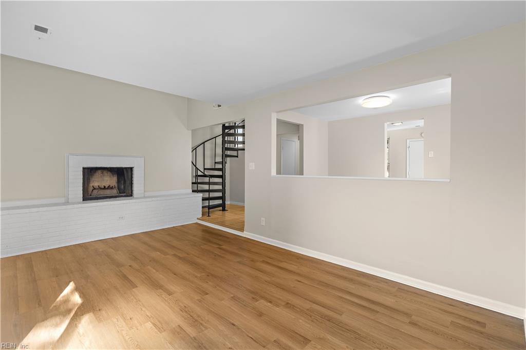 5112 Earlston Ln Property Photo 11
