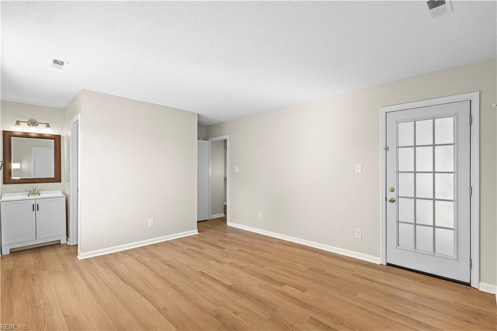 5112 Earlston Ln Property Photo 15