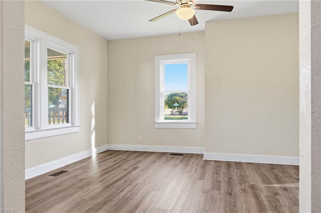 1702 Shell Rd Property Photo 6
