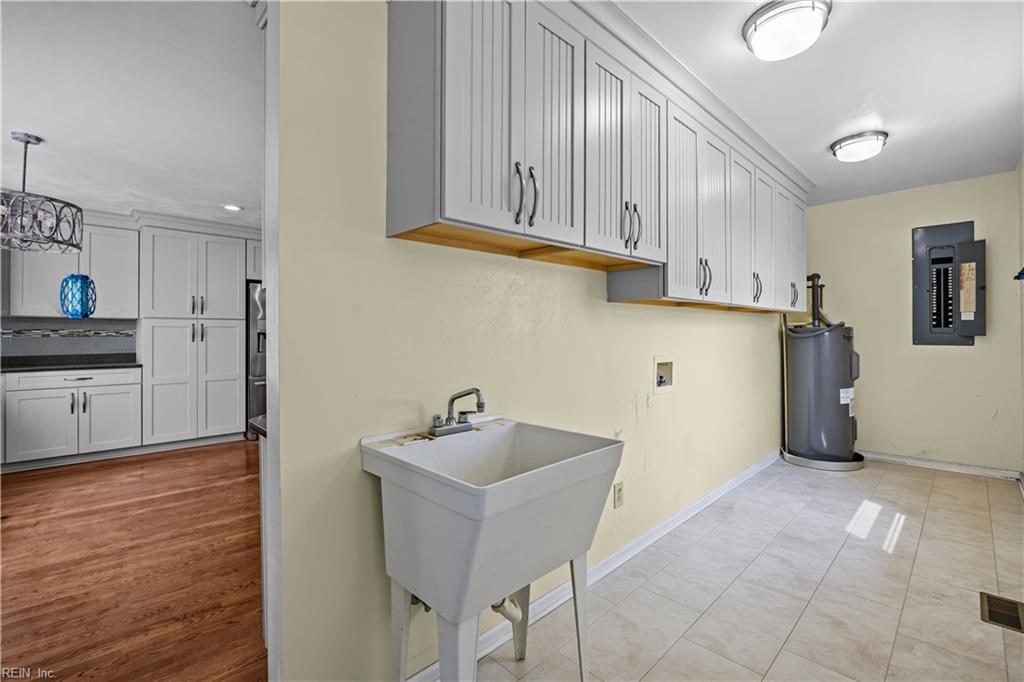 2020 Sanderson Rd Property Photo 12