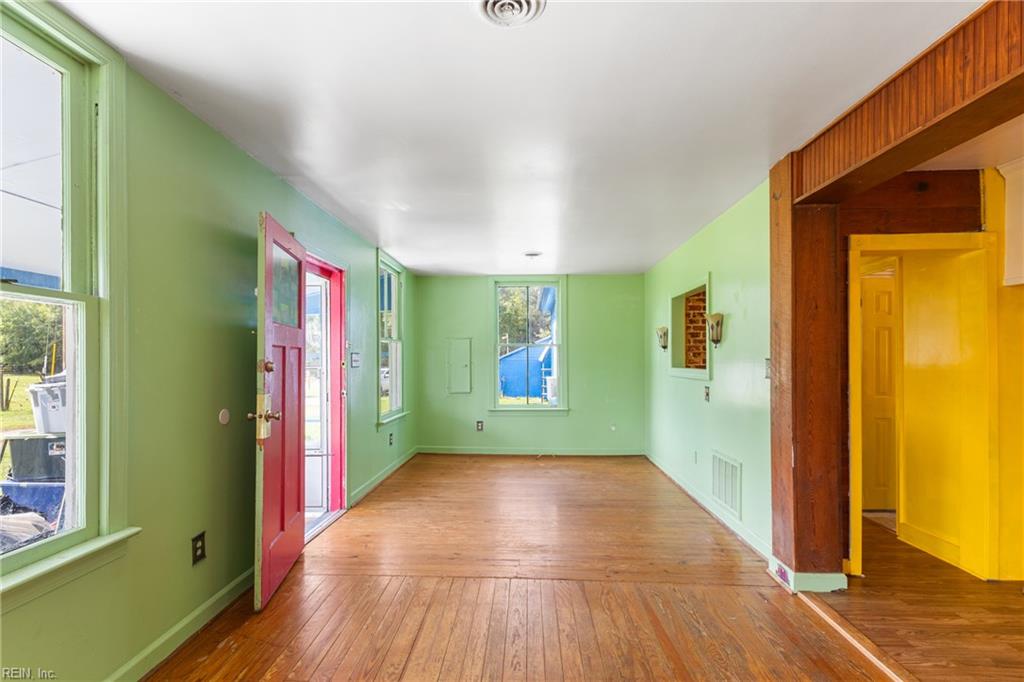 106 Colnbrook Rd Property Photo 3