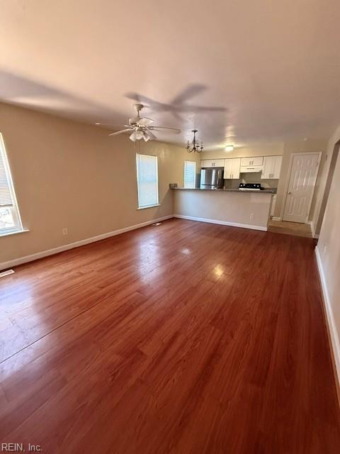 829 W 47th St Property Photo 3