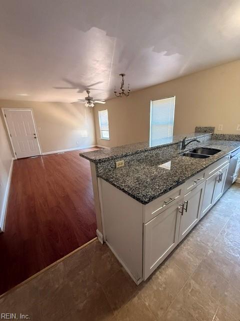 829 W 47th St Property Photo 4