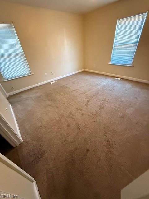 829 W 47th St Property Photo 10