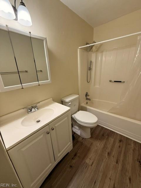 829 W 47th St Property Photo 14