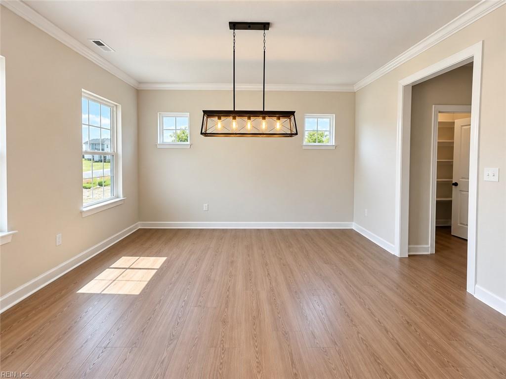 2 Apron Dr Property Photo 3