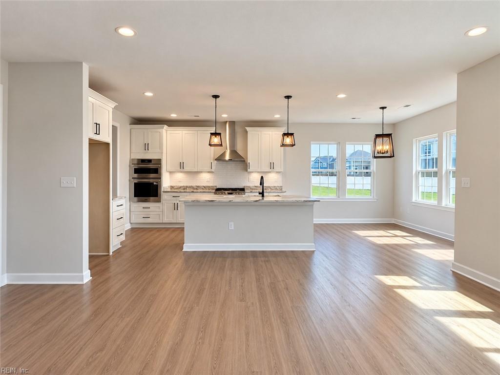 2 Apron Dr Property Photo 6