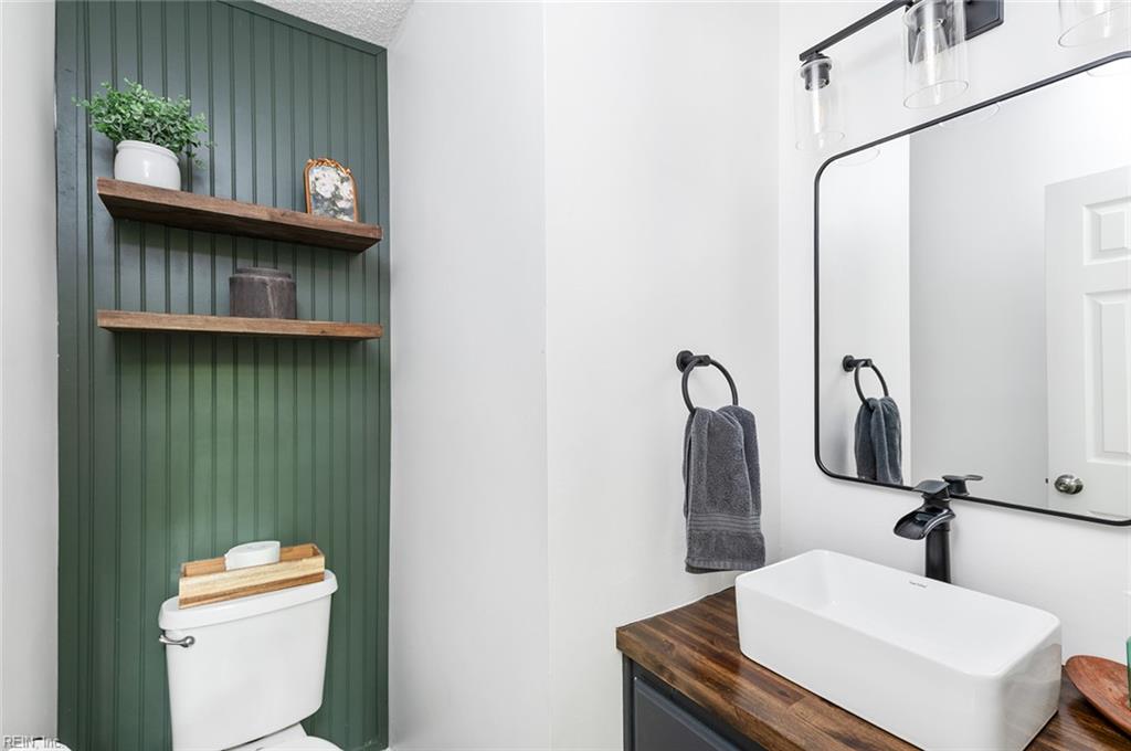 444 Kendall Hvn Property Photo 6