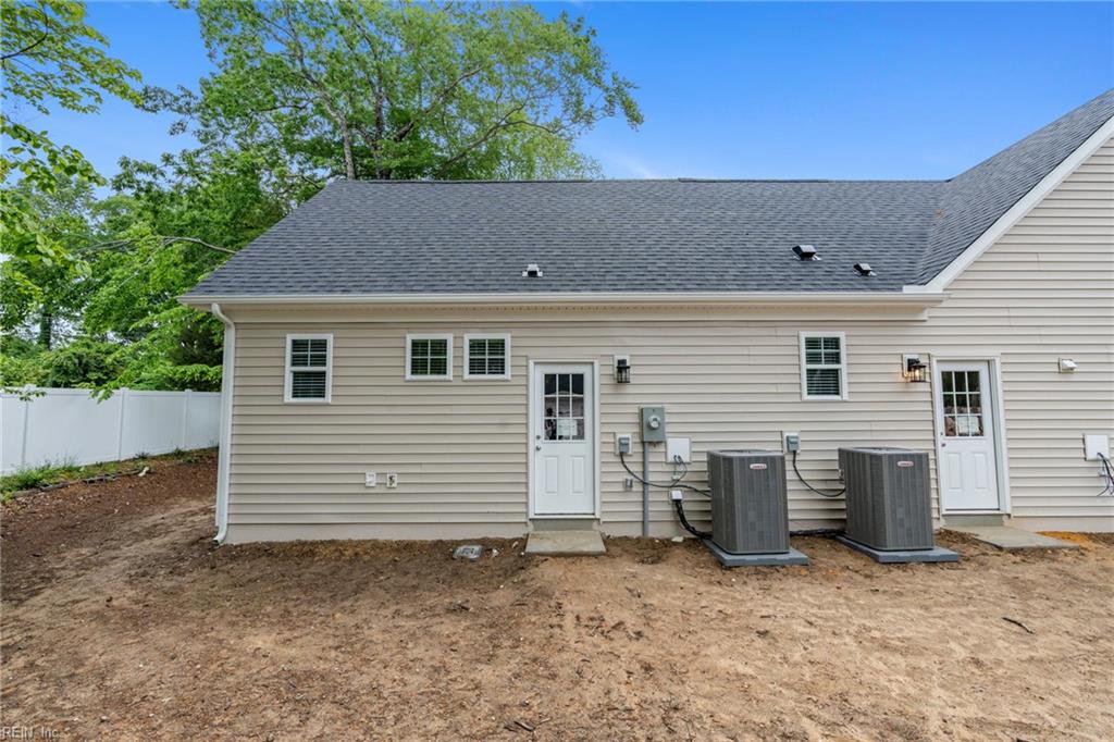 3865 Strawberry Plains Rd Rd Property Photo 16